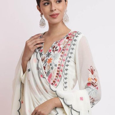 Jaipur Kurti Women White Kurta Palazzo Dupatta Set - Mocna